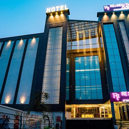 Regenta Place Raaj Agra, Tajganj Агра Экстерьер фото