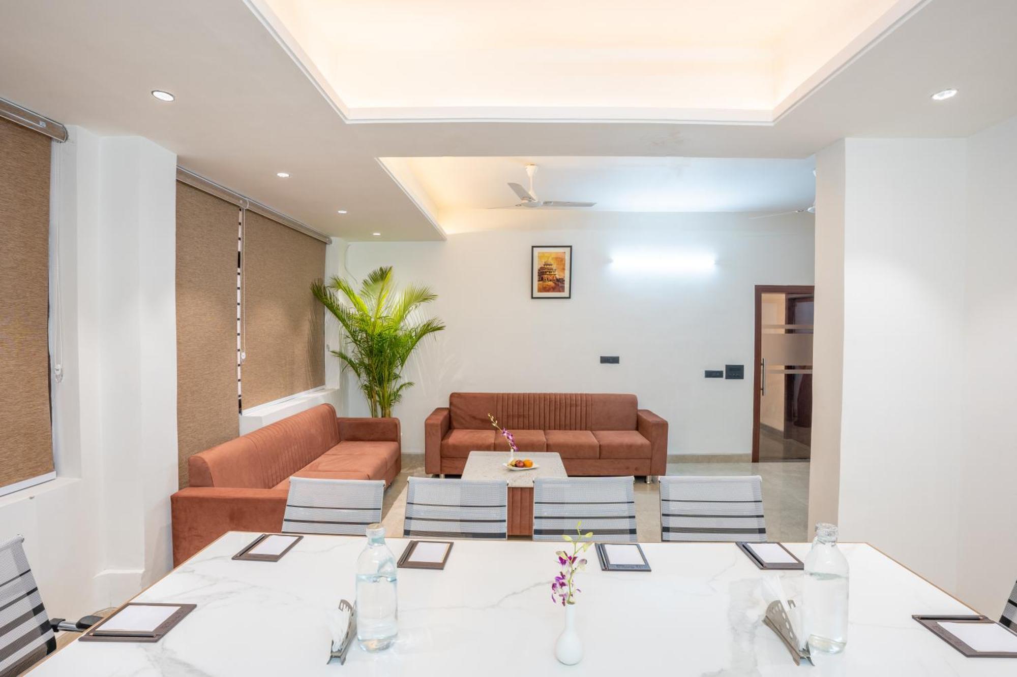 Regenta Place Raaj Agra, Tajganj Агра Экстерьер фото