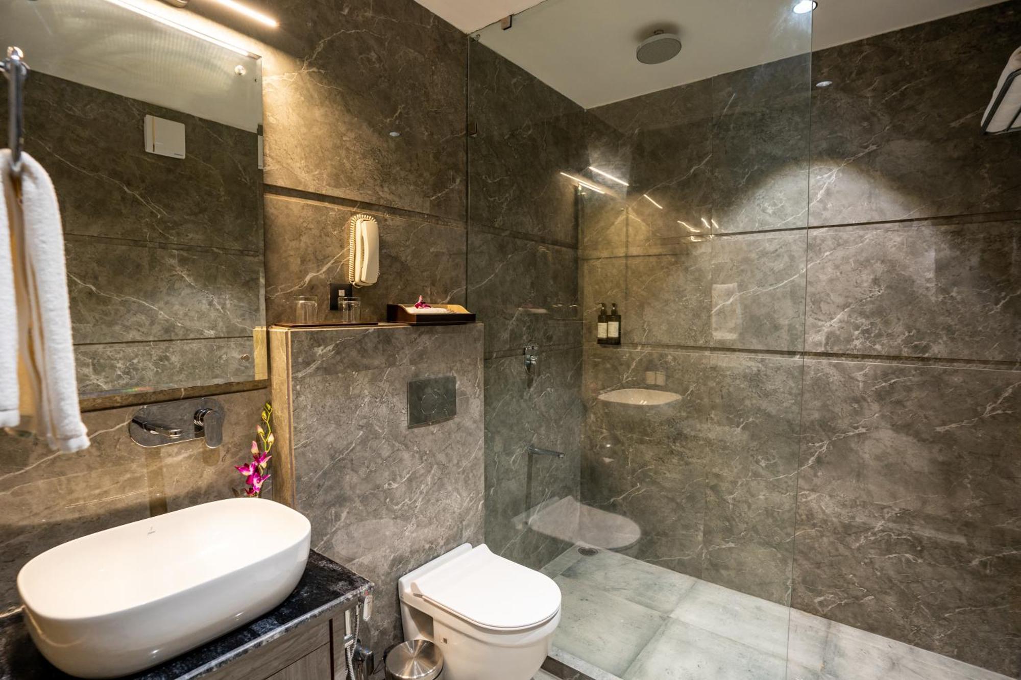 Regenta Place Raaj Agra, Tajganj Агра Экстерьер фото